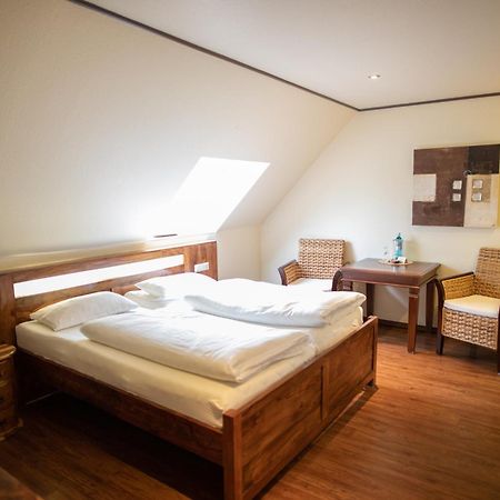 Vier Jahreszeiten Rooms Husum  Esterno foto